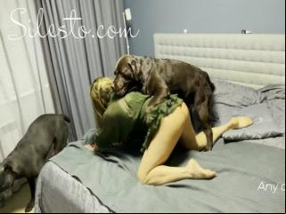 Unleash Your Wild Side: Free Dog Sex Videos with Veronica Silesto!